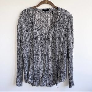 Theory 100% Silk Snakeskin Print Top sz Med